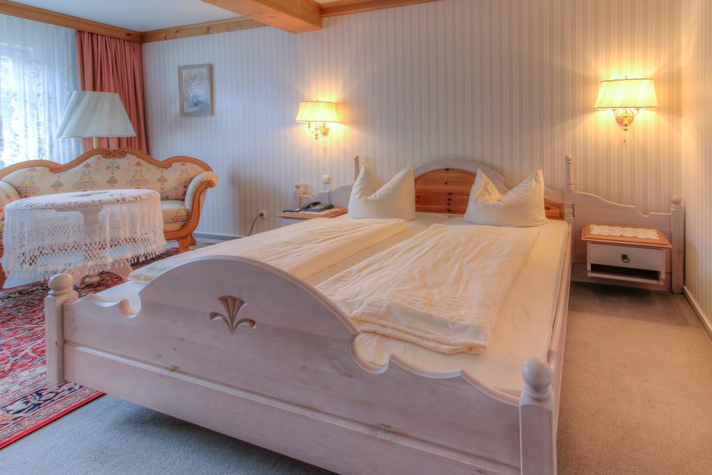 Landhotel Schnupp Neudrossenfeld Ngoại thất bức ảnh