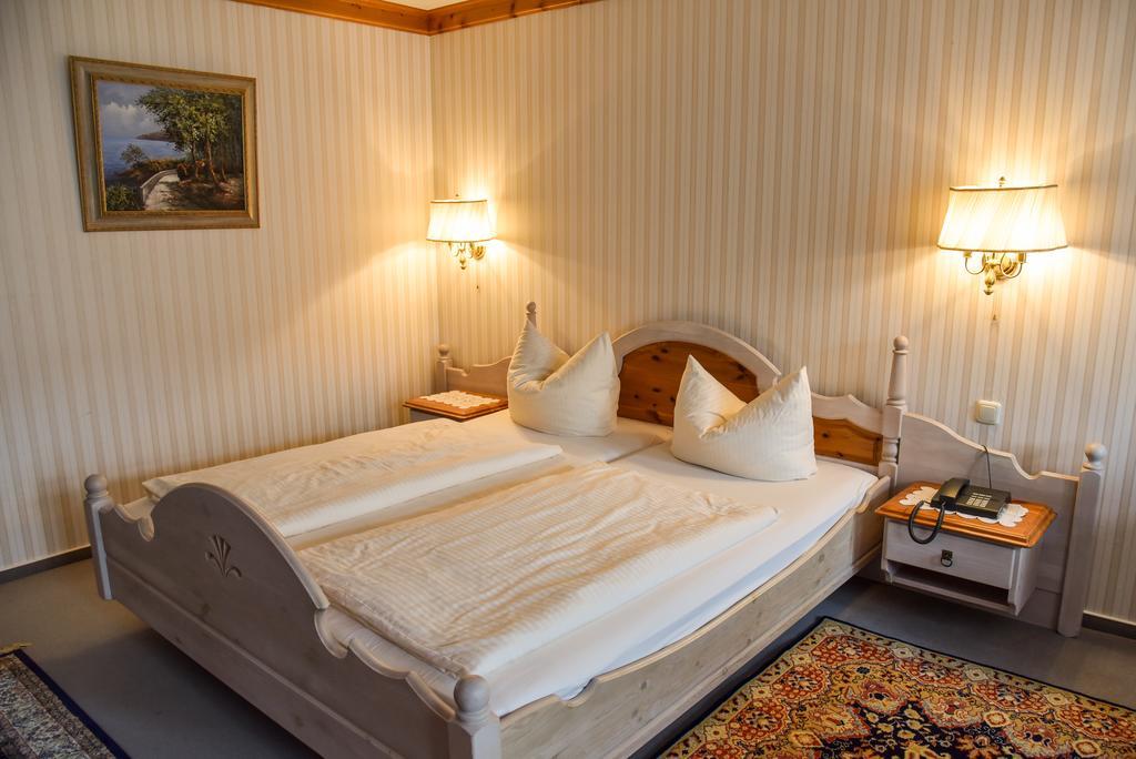 Landhotel Schnupp Neudrossenfeld Ngoại thất bức ảnh