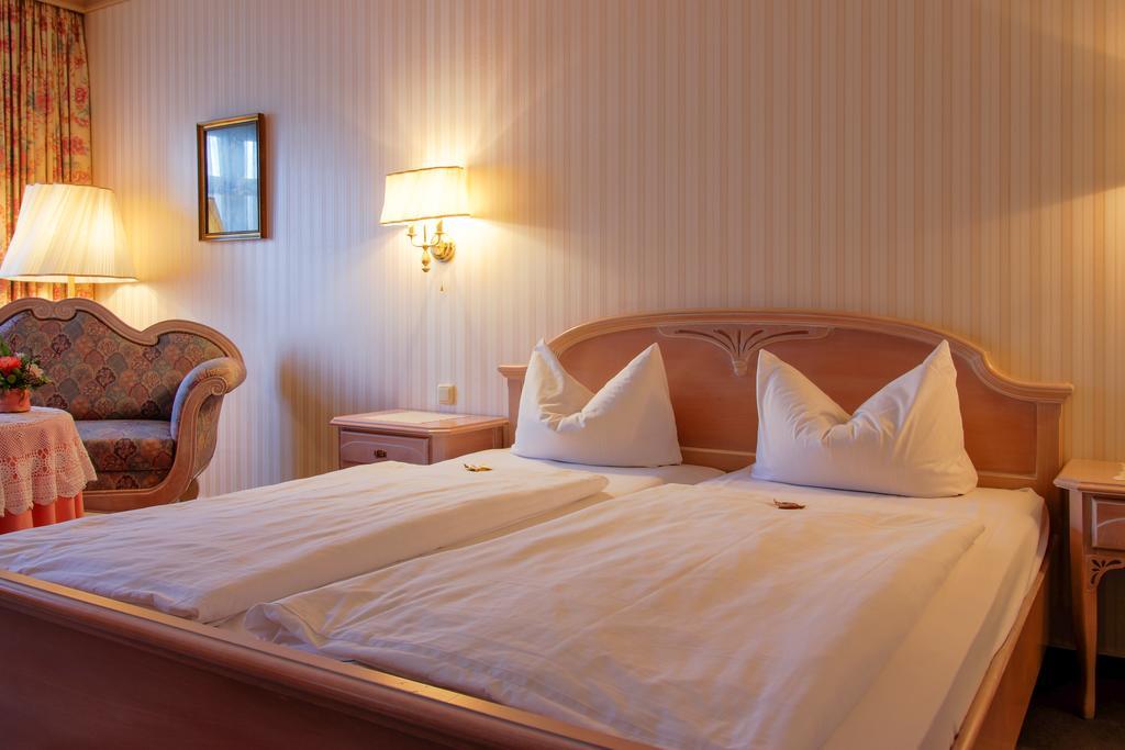 Landhotel Schnupp Neudrossenfeld Ngoại thất bức ảnh